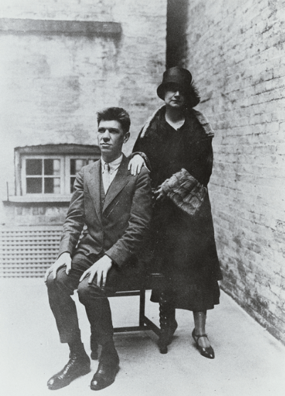 Photograph of New Yorker founder Harold Ross and Jane Grant, ca. 1920-1925